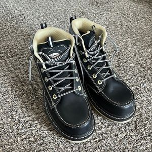 Avenger Women’s Steel Toe Boots